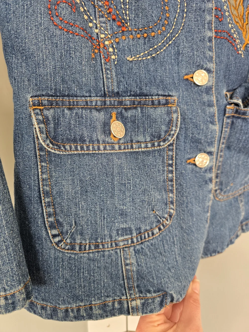 Embroidered Blue Denim Jacket with Fall Leaf Motif - Picture 6 of 17